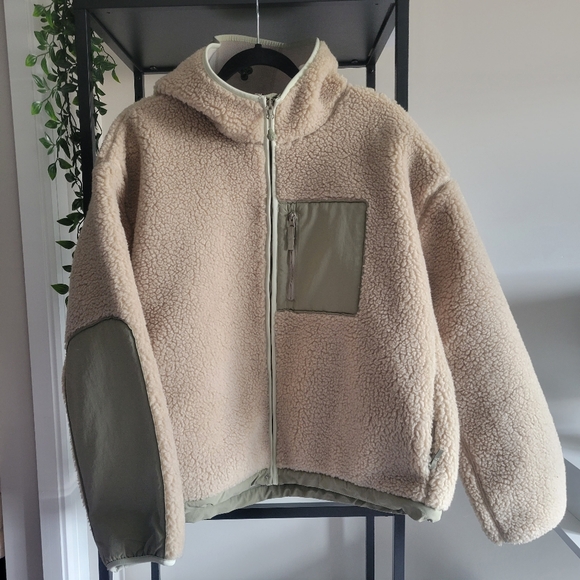 tna coat - Picture 4 of 7